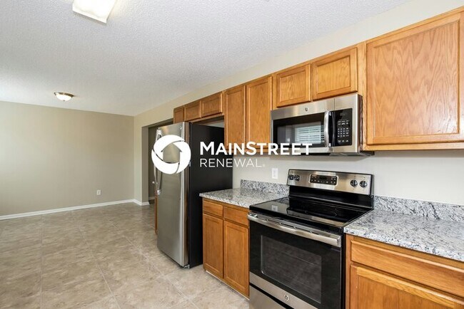 Building Photo - 3 Bedroom Pet-Friendly Home in Charlotte, NC with Main Street Renewal