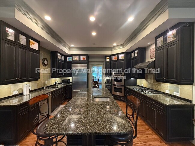 Building Photo - 10 Postbridge Ct