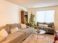 Building Photo - 171 Holman Way