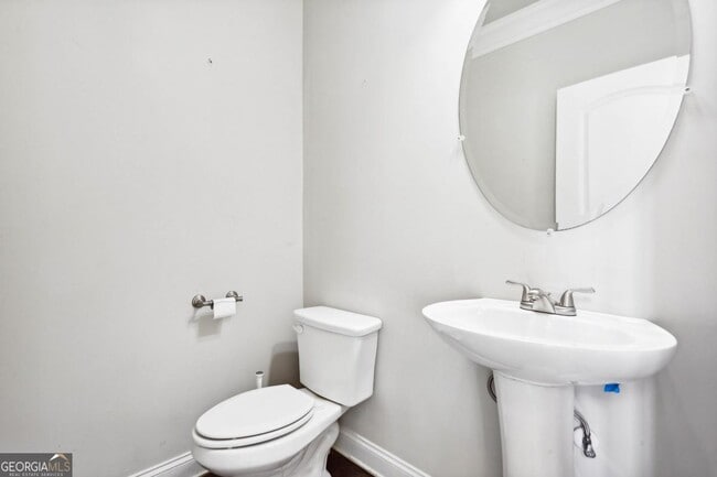 Building Photo - 4402 Income Cir
