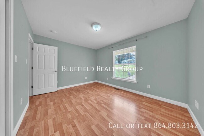 Building Photo - 503 Ridgeville Church Rd