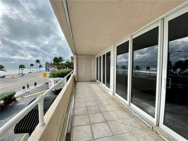 Building Photo - 345 N Fort Lauderdale Beach Blvd