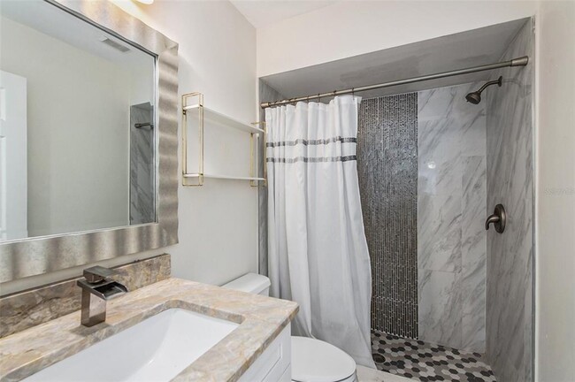 Building Photo - 11642 Hidden Hollow Cir