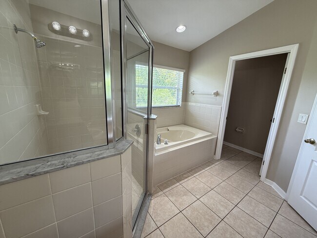 Building Photo - 4035 Langdrum Dr