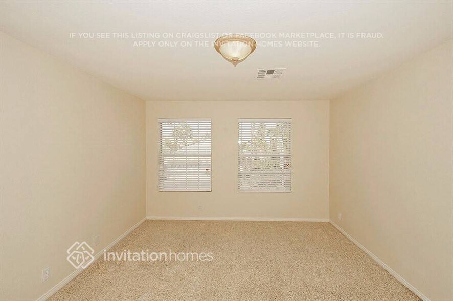 Building Photo - 1321 Sun Copper Dr