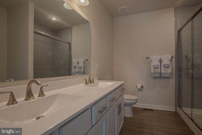 Building Photo - 79 Spatterdock Rd