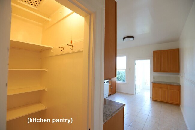 Building Photo - 20-24 Cumberland St