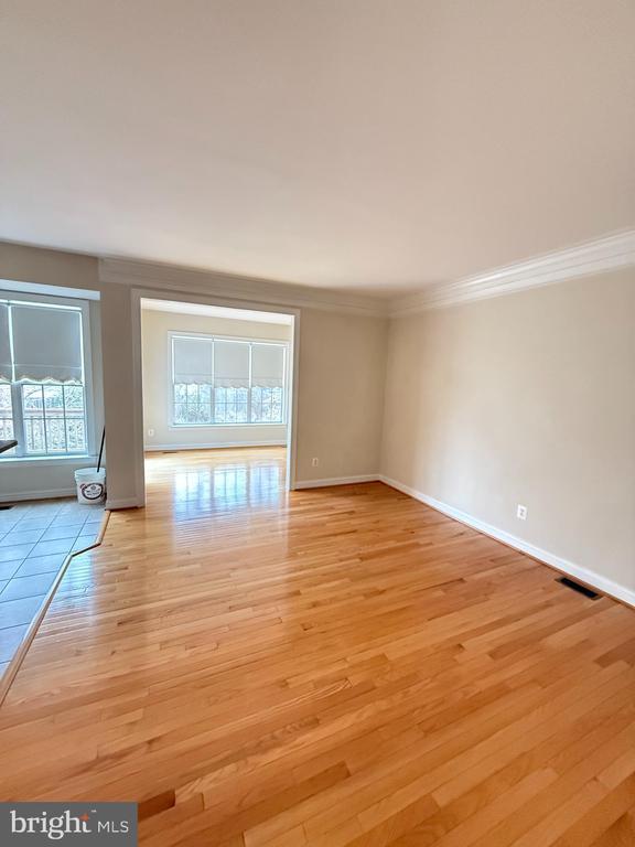 Building Photo - 3680 Chippendale Cir