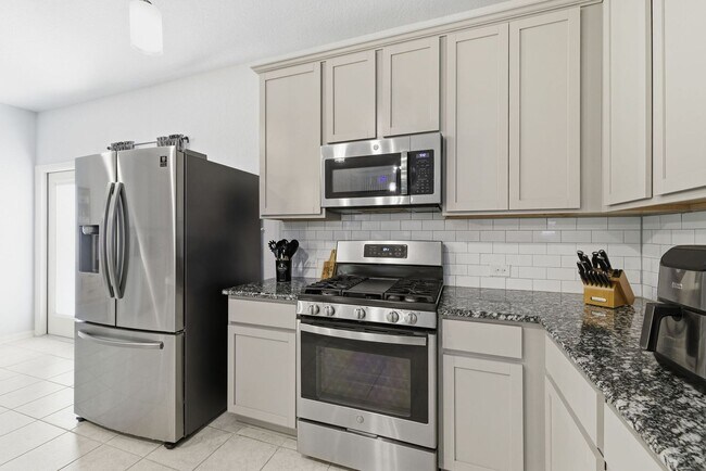 Building Photo - 8319 Percheron Pass