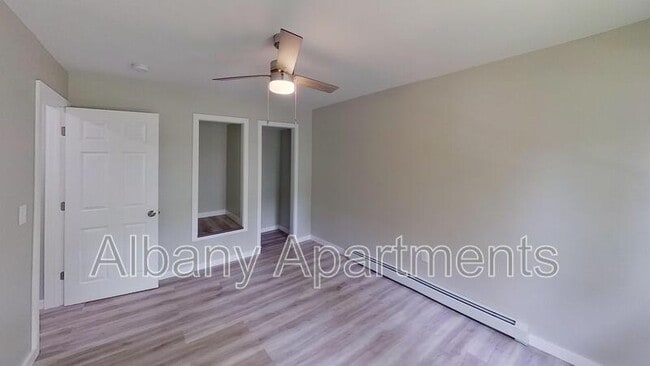 Building Photo - 4 Ten Eyck Ave