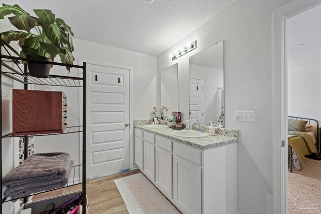 Building Photo - 969 Jacobs Way