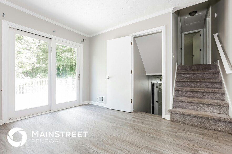 Building Photo - 838 Cochise Trail SE