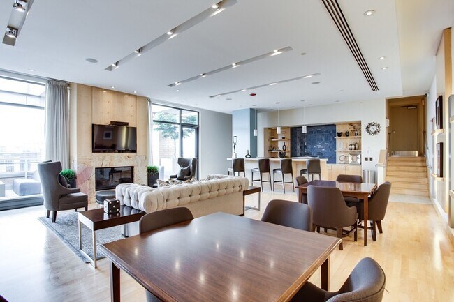 Building Photo - 475 K St NW