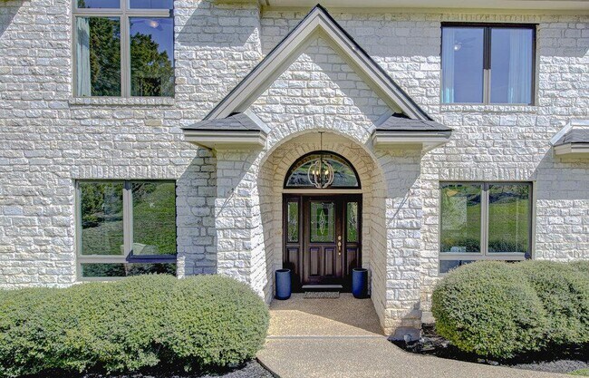 Building Photo - 4800 Mantle Dr