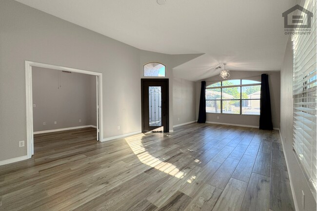 Building Photo - 3Bed/2Bath House w/Bonus Room at 67th Ave/AZ Loop-101! Ready for Immediate Move-In!