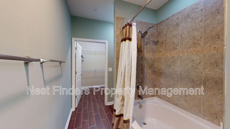 Building Photo - 656 Coconut Palm Pkwy