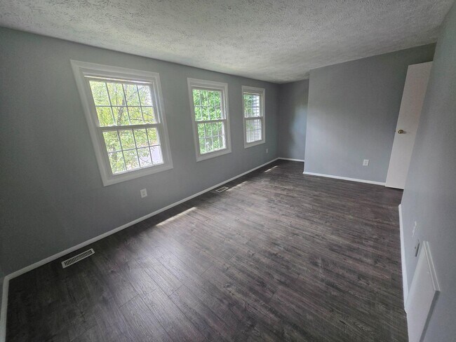Building Photo - 20321 Greenriver Terrace