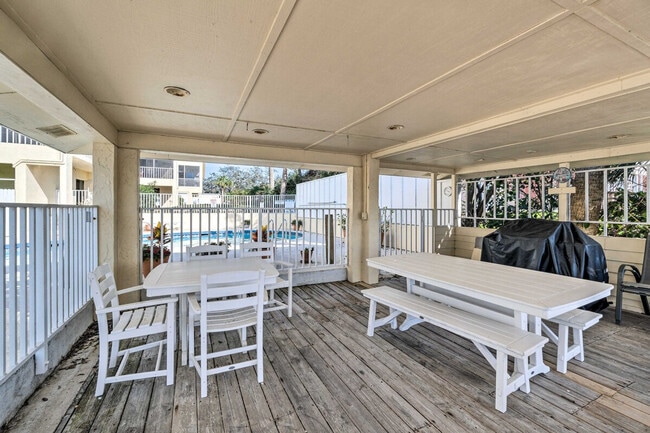 Building Photo - 109 Bayshore Rd