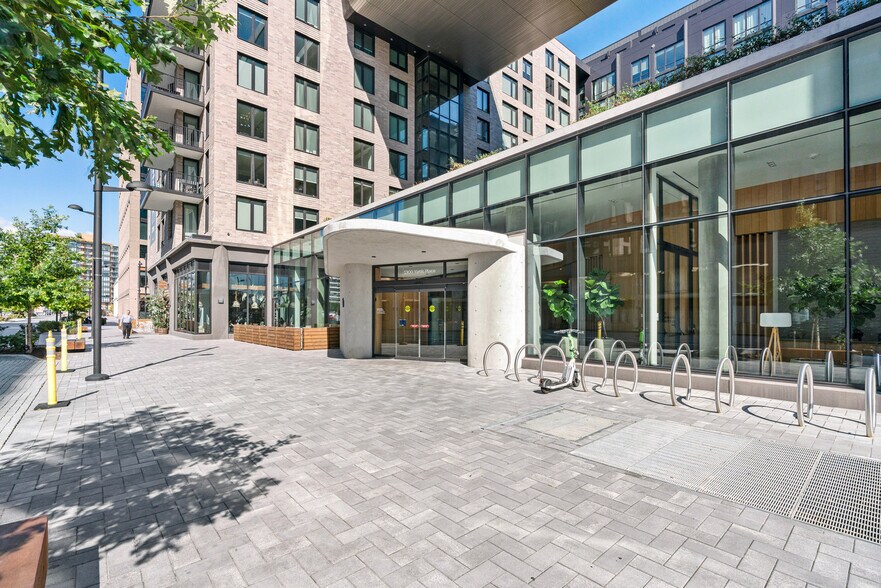 Building Photo - 1300 Yards Pl SE