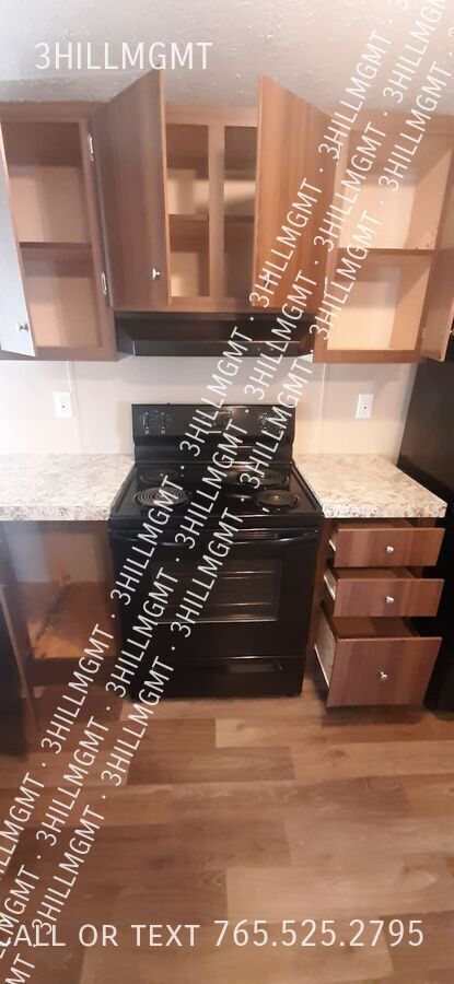 Building Photo - 5600 W Kilgore Ave