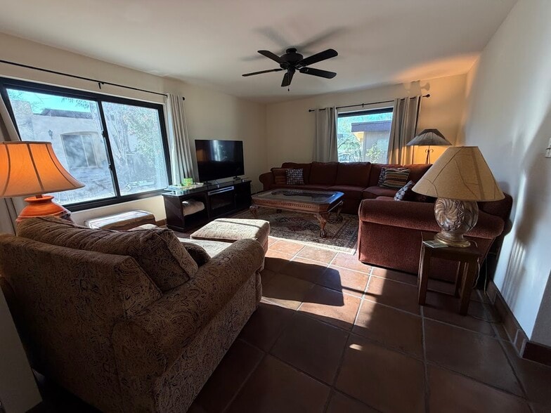 Building Photo - 37801 N Cave Creek Rd