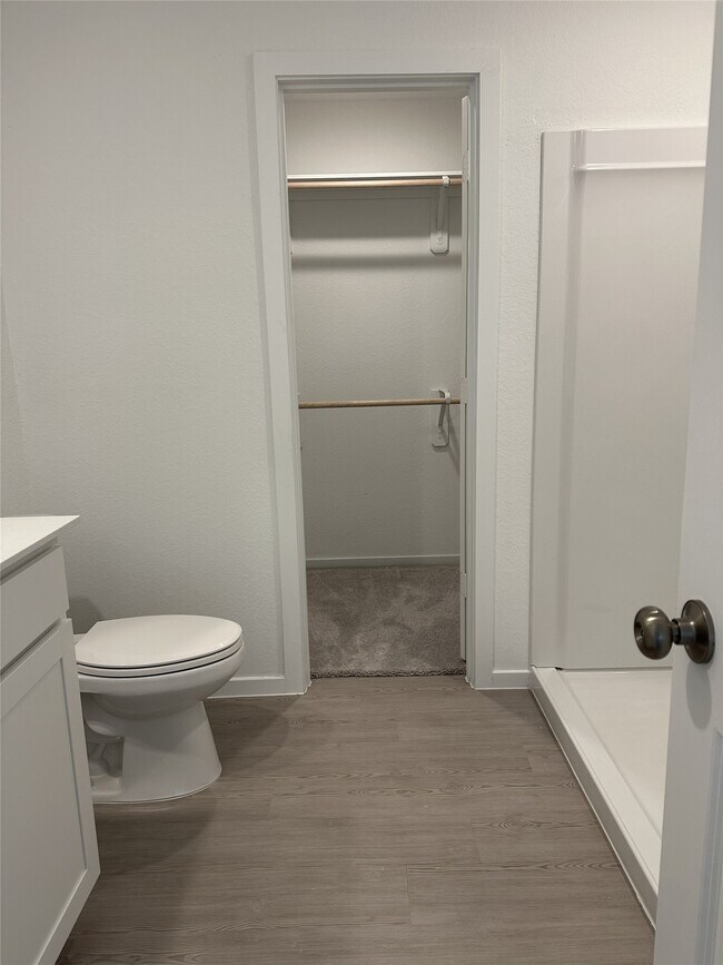 Building Photo - 1642 Gardenia Grv Ln