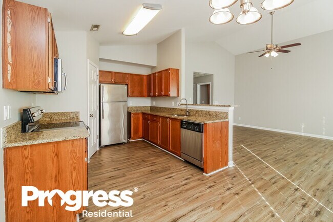 Building Photo - 1930 Hanna Trce