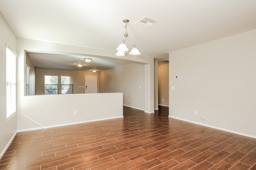 Building Photo - 21942 Creosote Ct