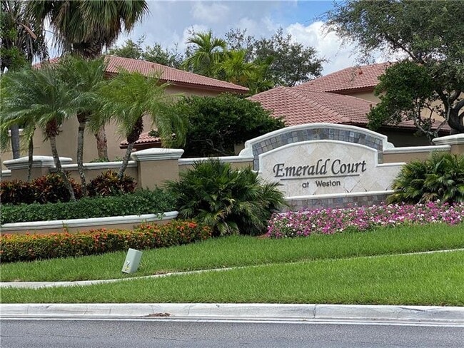 Building Photo - 16045 Emerald Cove Rd