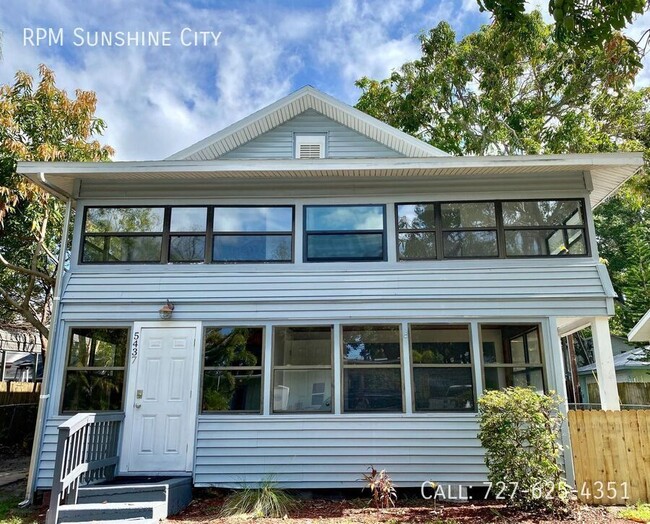 Primary Photo - Charming 2-Bed, 1-Bath Home in the Best Lo...