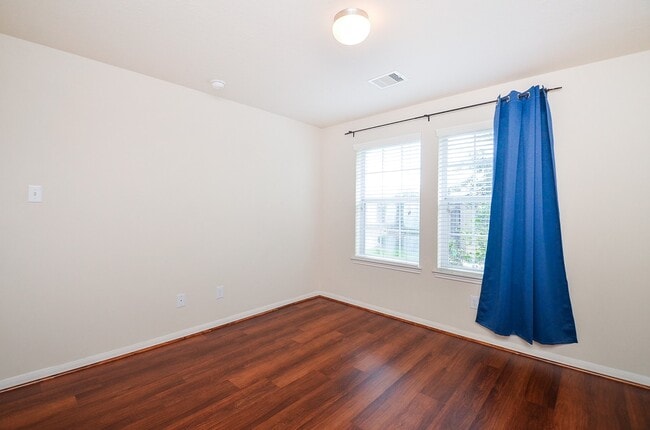 Building Photo - 26715 Mandrake Falls Ct