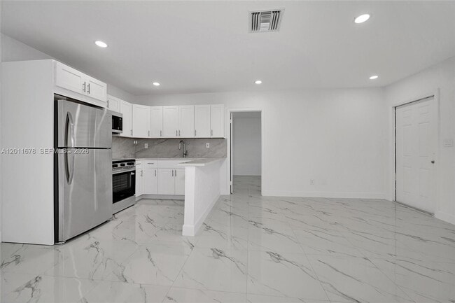 Building Photo - 8732 SW 145th St
