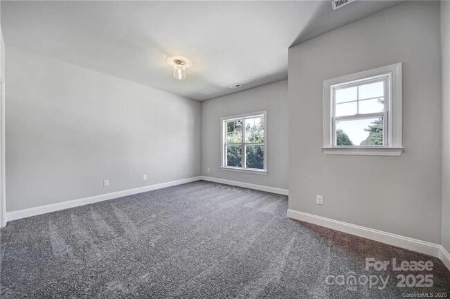 Building Photo - 2603 Bridle Brook Way