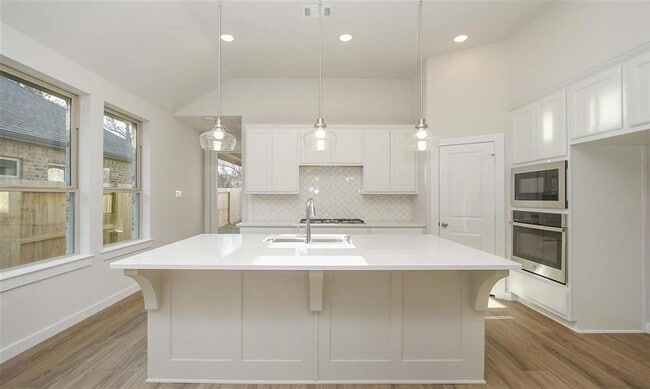 Building Photo - 21582 Jordan Pond Ridge