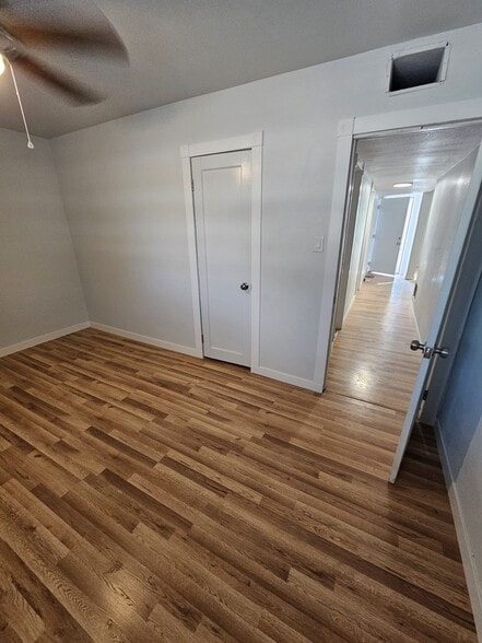 Building Photo - 241 Estancia Dr NW