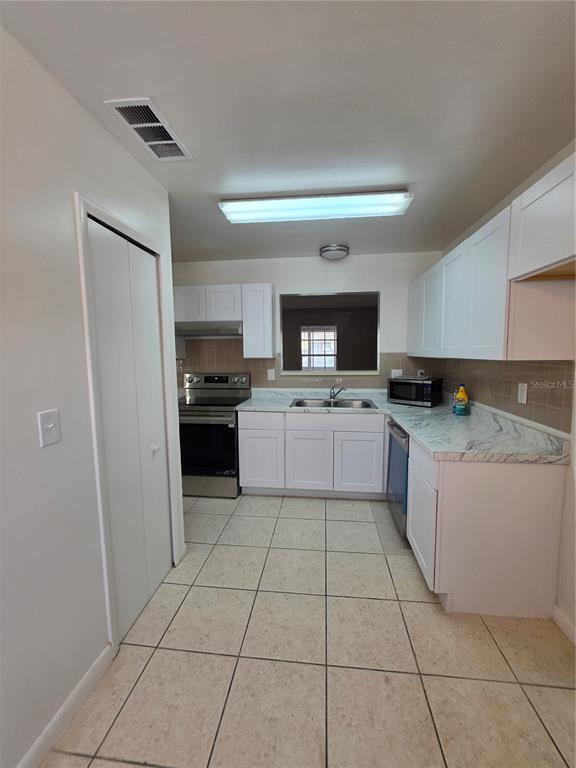 Building Photo - 11038 Regency Commons Ct