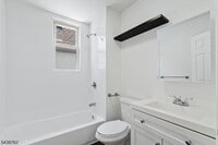 Building Photo - 1043 Hunterdon St