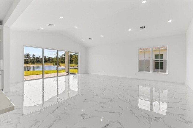 Building Photo - 10264 Field Flower Trl