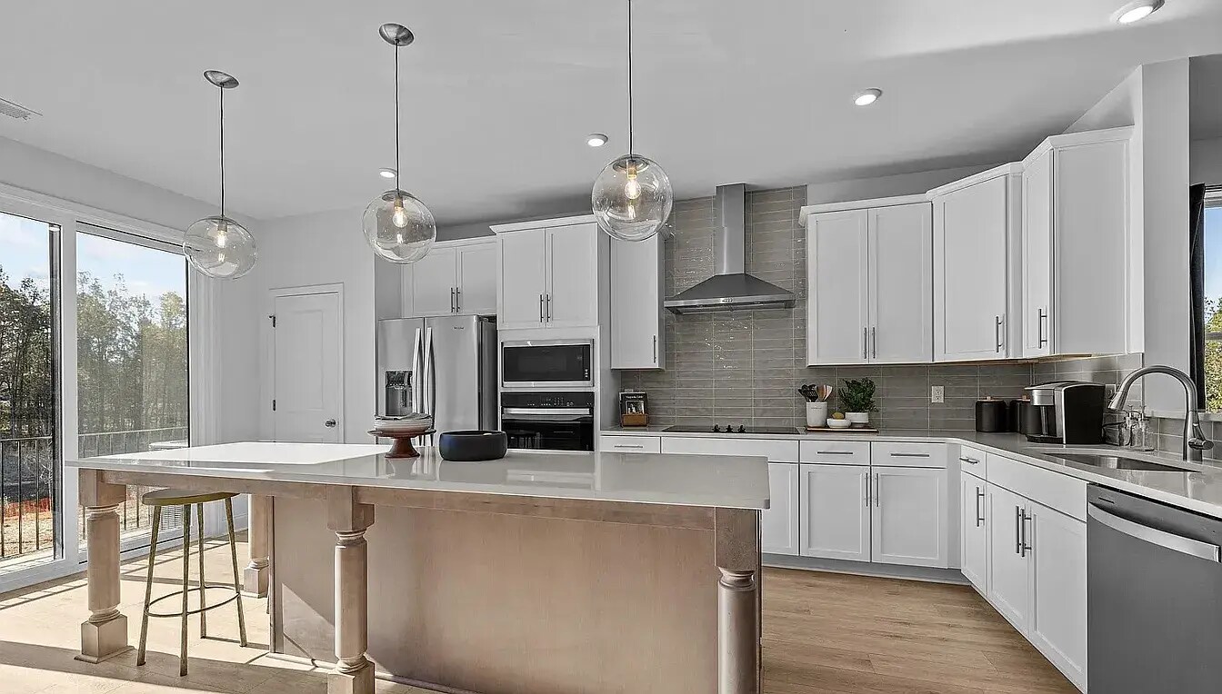 Kitchen 2 - 15366 Ballancroft Pky