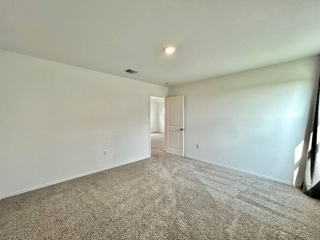 Building Photo - 10412 Premier Park St