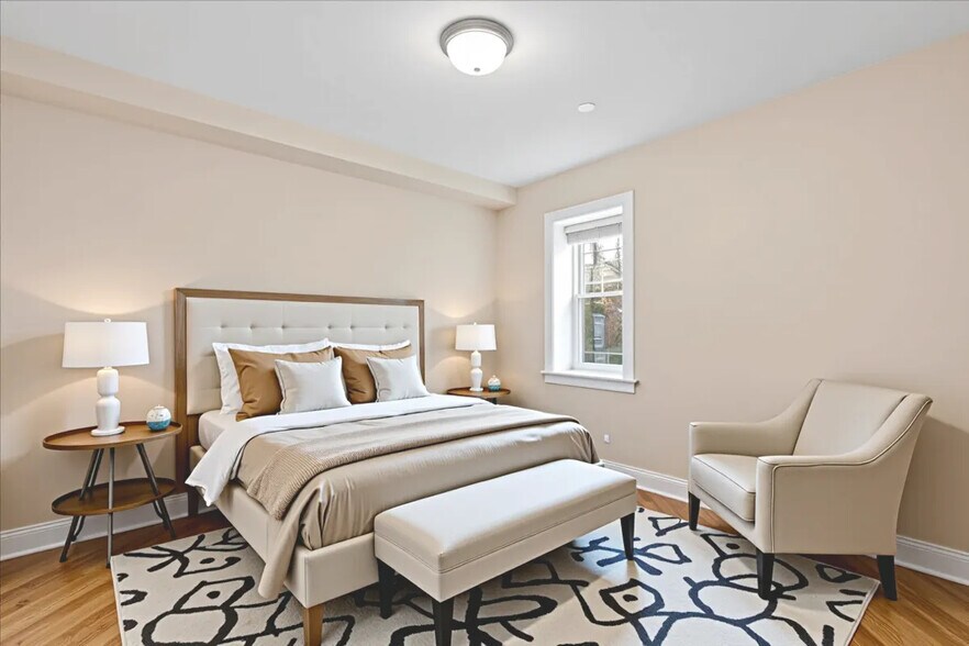 Building Photo - 4016 N Central Park Ave