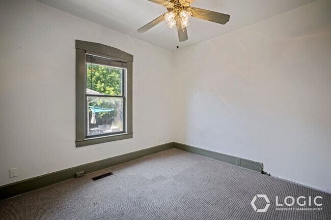 Building Photo - 1245 E 1700 S