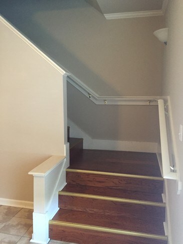 Building Photo - 2405 Brightside Dr