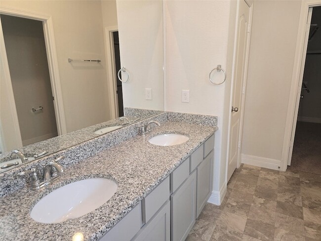 Building Photo - 40350 Bay Warbler Wy