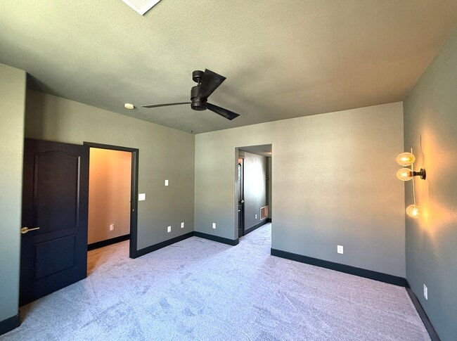 Building Photo - NEW CONSTRUCTION HUGE 1800sf 3BR/3BA 2GR Caballo Hills Townhome Western Views AVAIL NOW