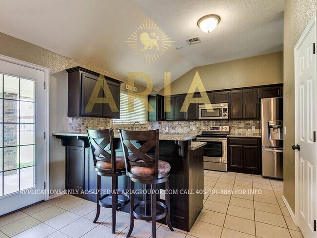 Building Photo - GORGEOUS 4 BED/2 BATH HOME IN EAGLE CLIFF ...