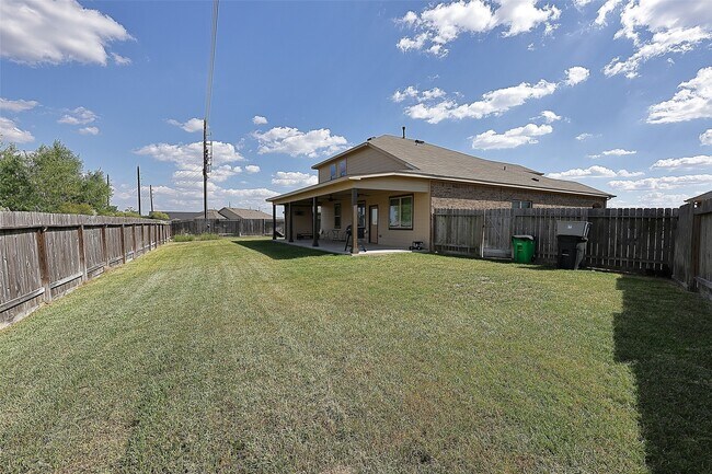 Building Photo - 5542 Redwood Summit Ln