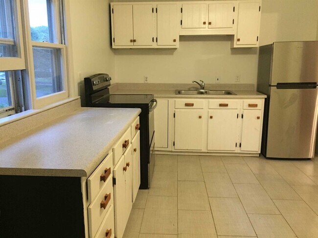 Building Photo - 23 Madison Ave