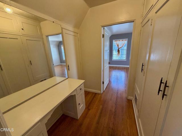 Building Photo - 1428 Oak St