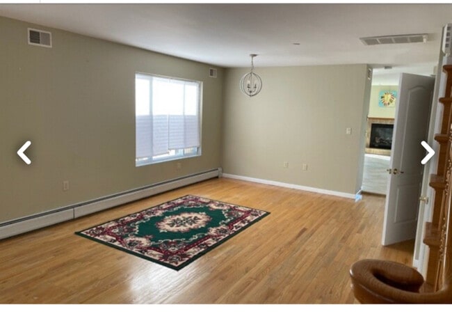 Building Photo - 70A Bayview Ave